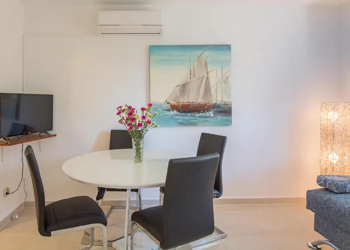 Pepica شقة تروغير